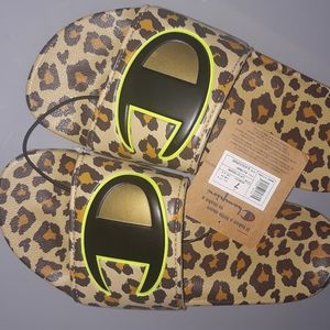 Champion IPO Women Leopard Slide
